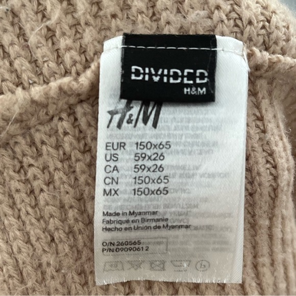 soft, rib-knit tube scarf 59x26 - B1 - Picture 3 of 3